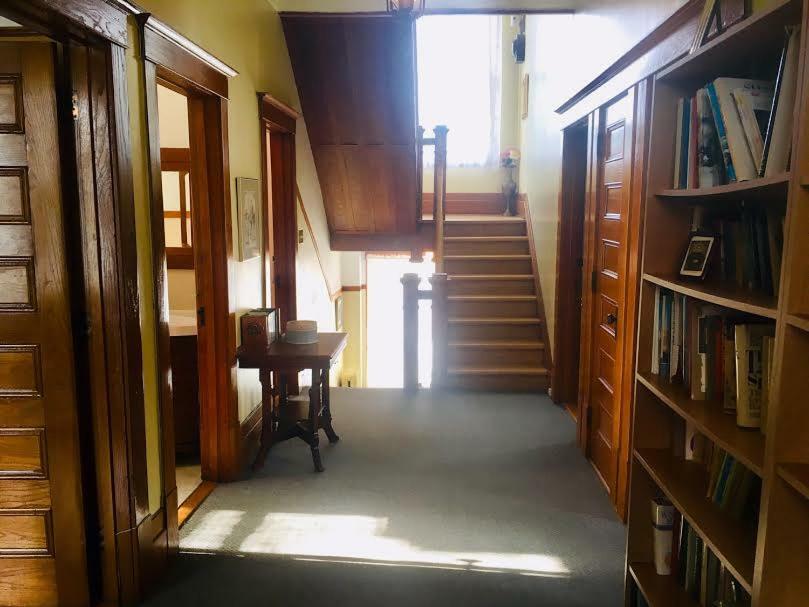 Le Petit Château Montebello B&B Extérieur photo
